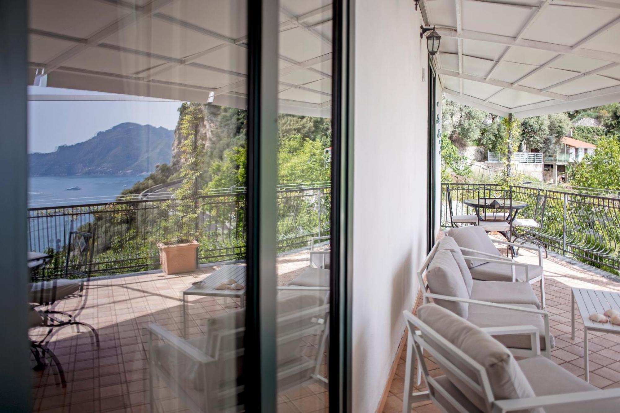Casa Giosue - Your Home On The Amalfi Coast Conca dei Marini Eksteriør billede